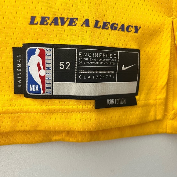 NBA Nike Lakers Swingman Jerseys - Picture 3 of 6